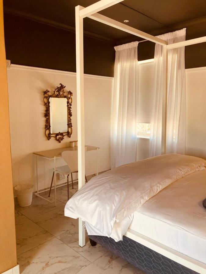Bed and Breakfast Cellar In Town Robertson Esterno foto
